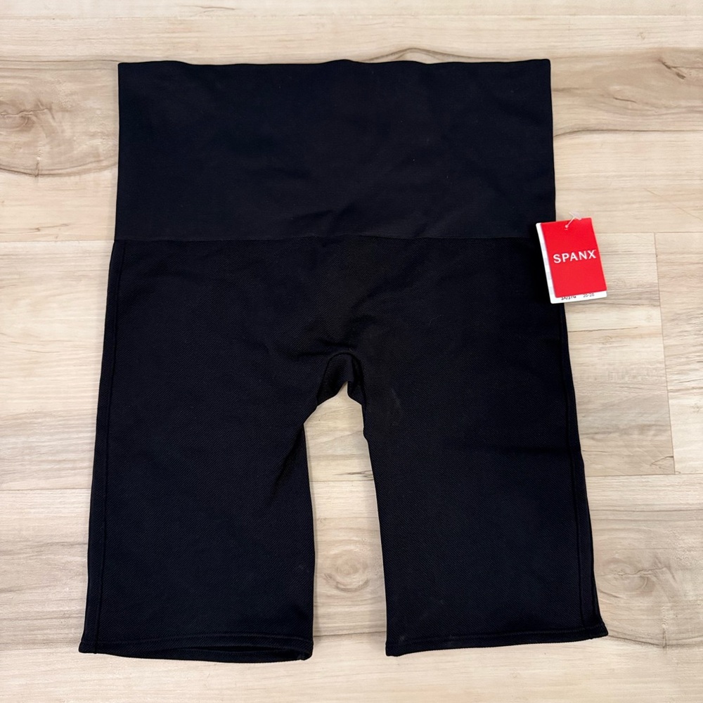 SPANX  Black Shapewear NWT Biker Shorts L